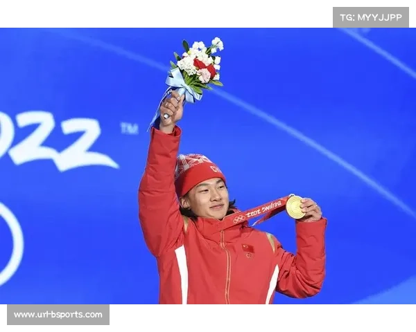 苏翊鸣斩获2025-2026赛季国际雪联单板滑雪大跳台世界杯总冠军